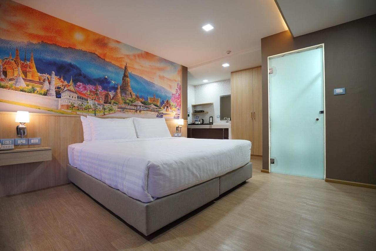 The Qube Fifty Hotel Бангкок Экстерьер фото