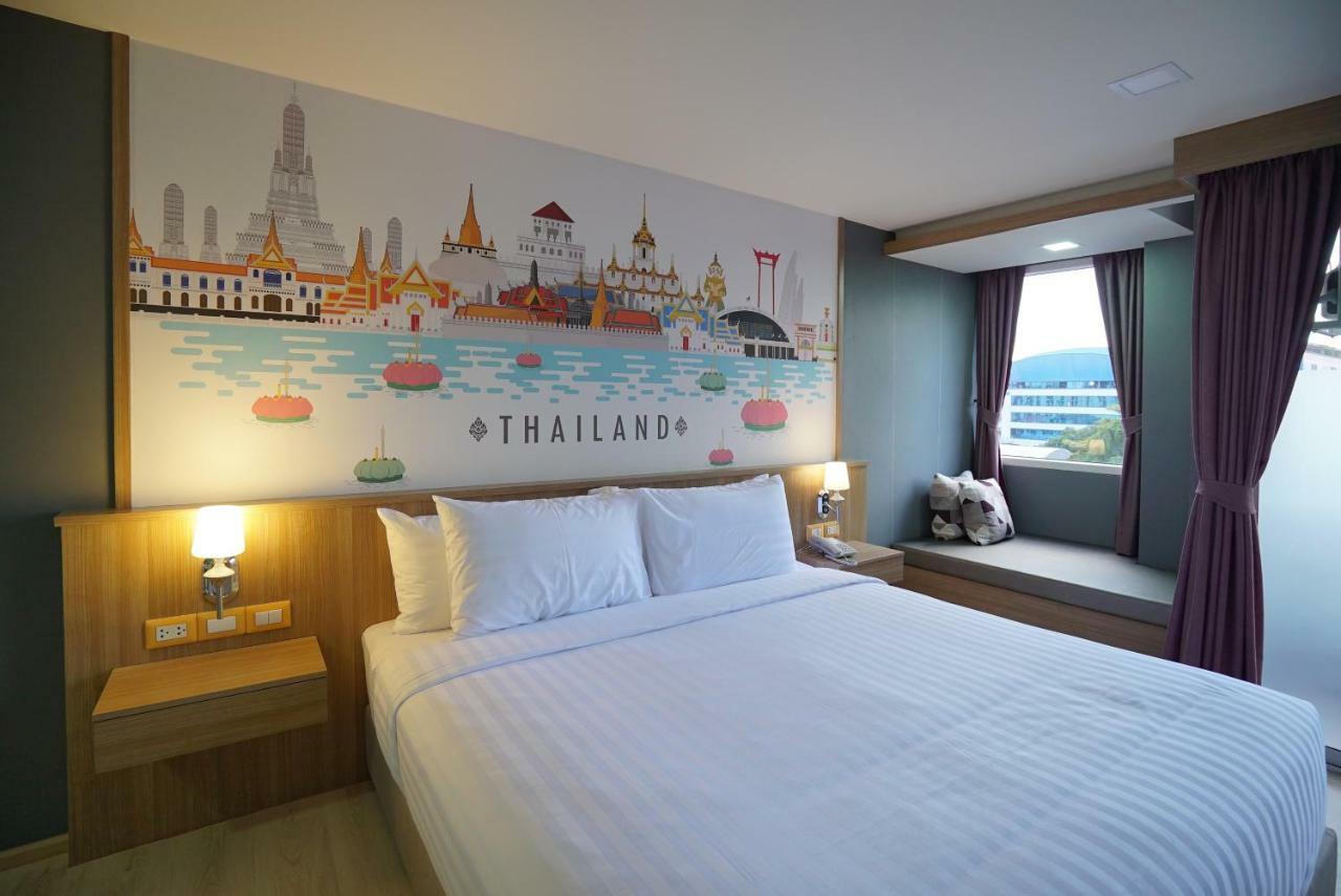 The Qube Fifty Hotel Бангкок Экстерьер фото