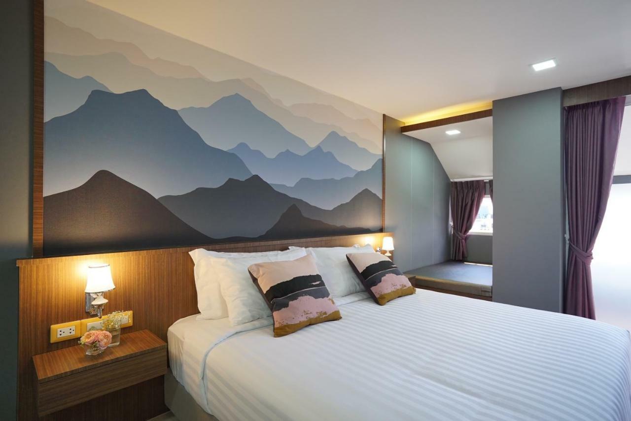 The Qube Fifty Hotel Бангкок Экстерьер фото
